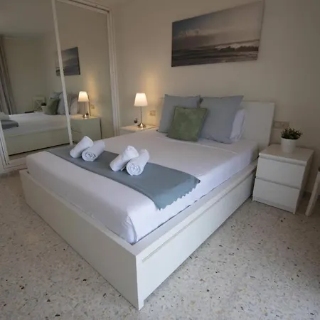 Apartment Royal Park Pacos *