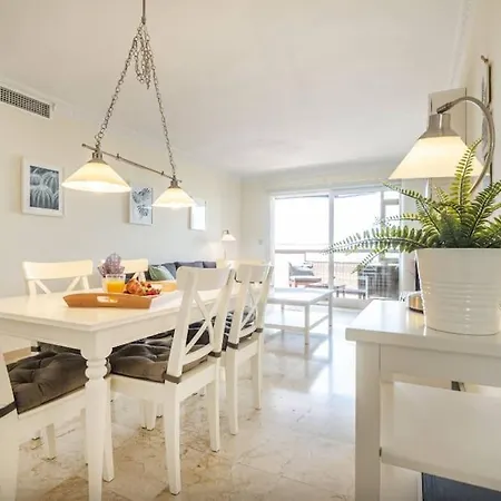 Apartment Royal Park Pacos