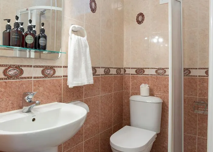 Apartman Royal Park Pacos