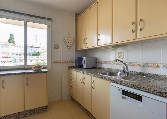 Royal Park Pacos Apartman Fuengirola