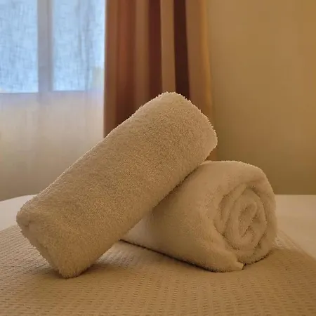 Royal Park Pacos Appartement *